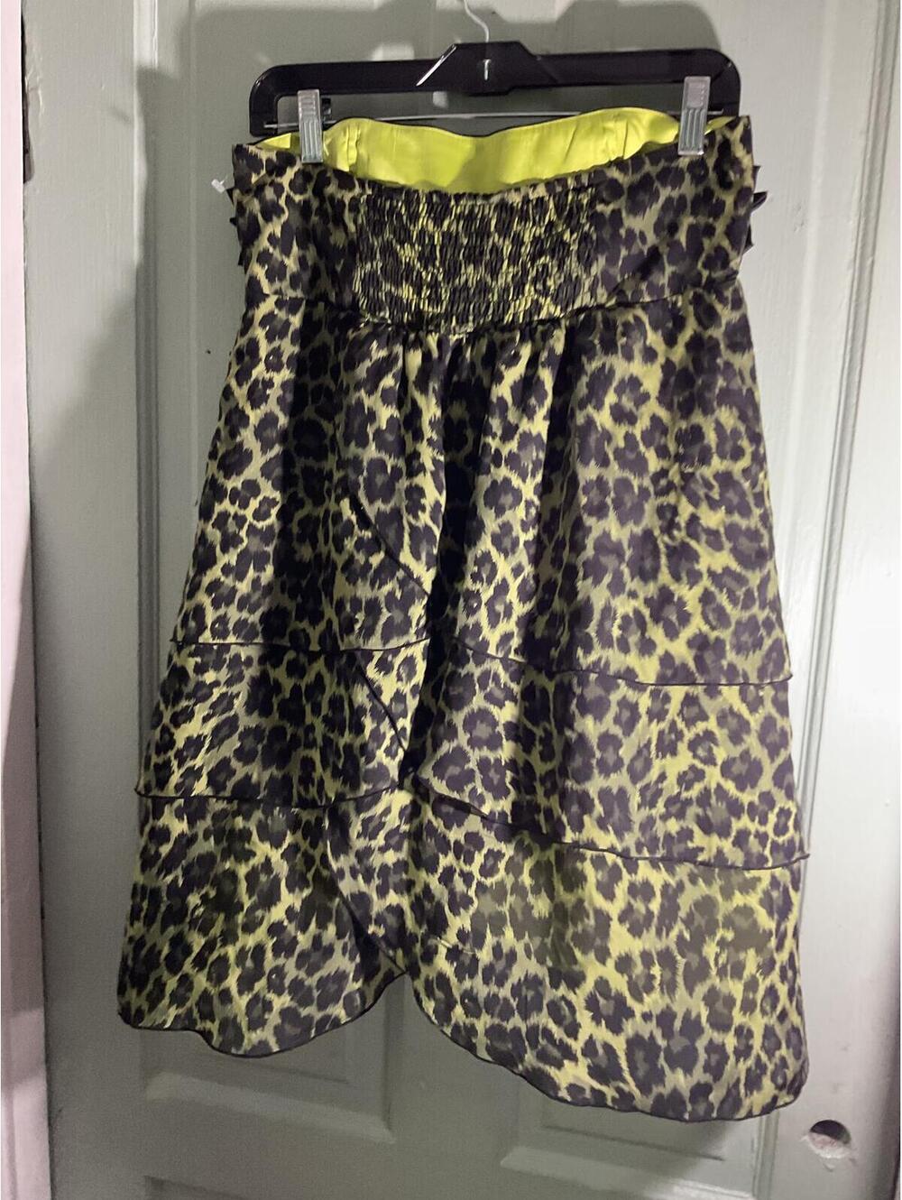 Alice + Olivia Green Strapless Silk Leopard Print Tiered Mini Skirt Small - Picture 7 of 10
